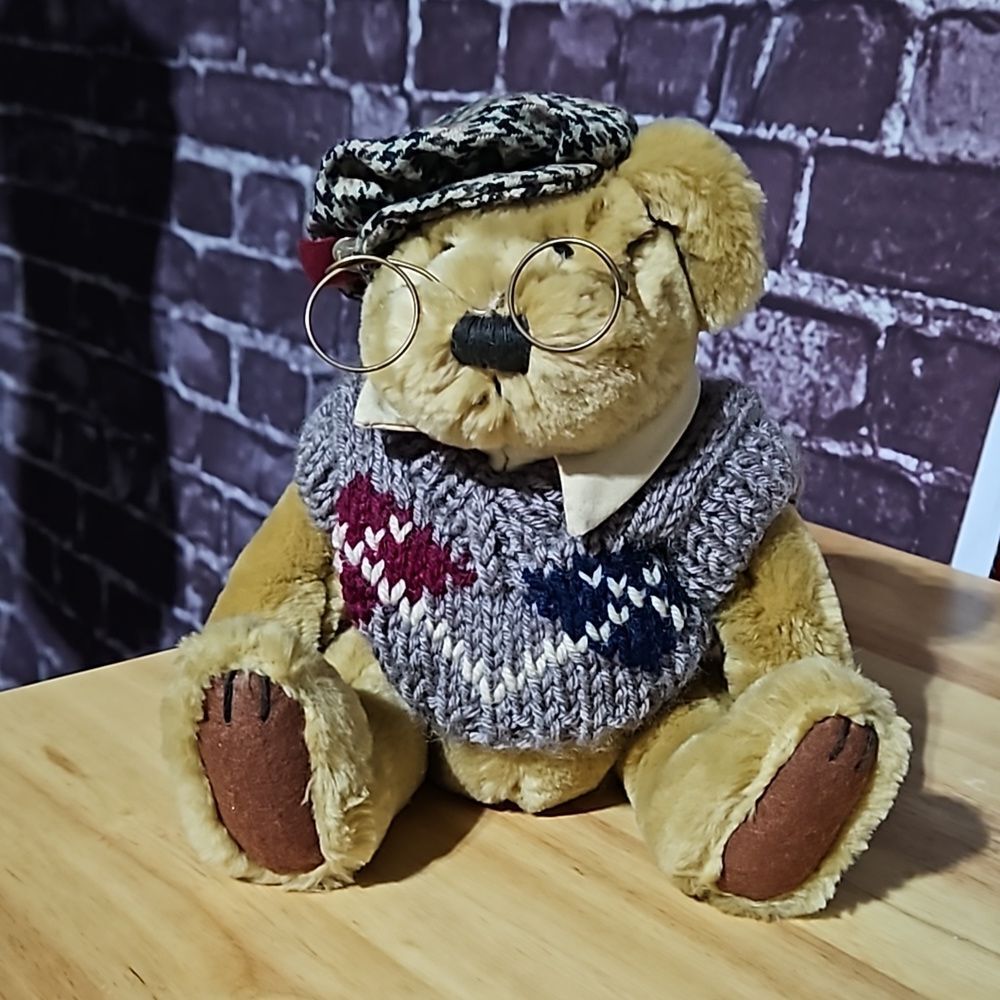 Original Pickford Brass Button Bear Sherwood 8 inch Bear